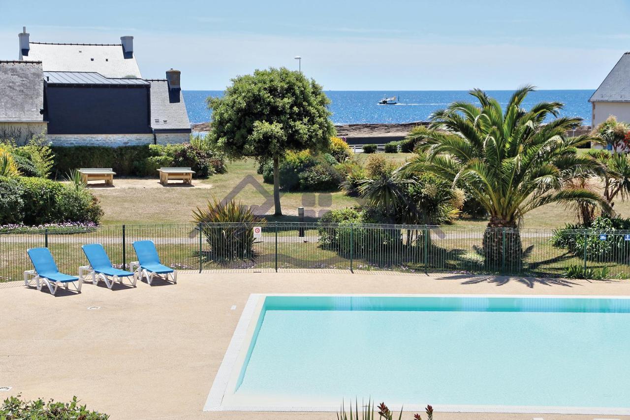 Au Guilvinec Seaside Retreat: Oceanview Comfort with Pool and Garden Exterior photo