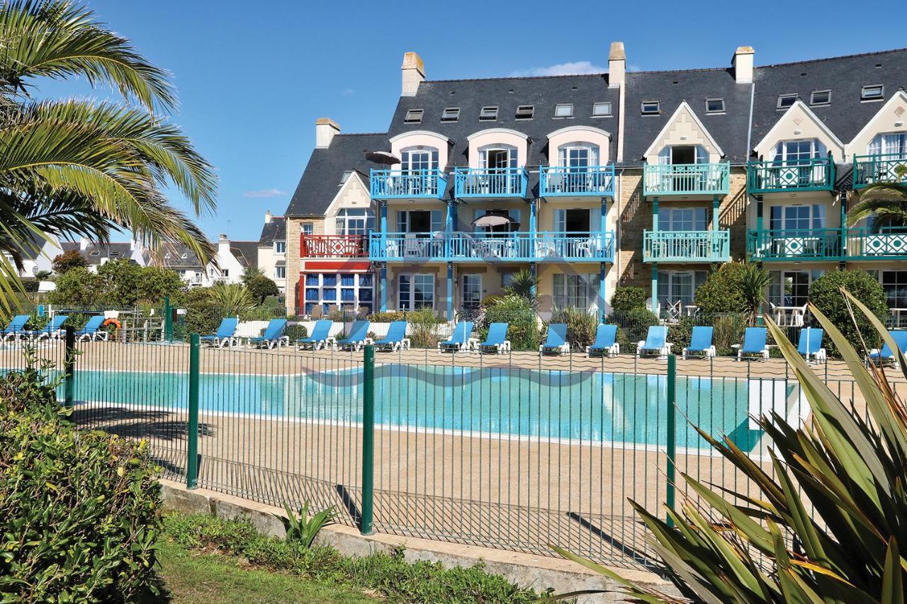 Au Guilvinec Seaside Retreat: Oceanview Comfort with Pool and Garden Exterior photo