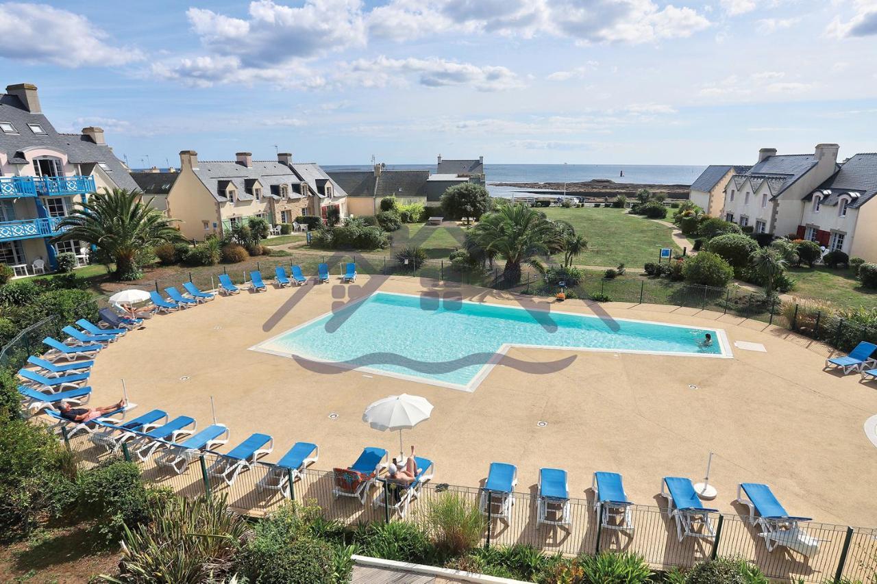 Au Guilvinec Seaside Retreat: Oceanview Comfort with Pool and Garden Exterior photo
